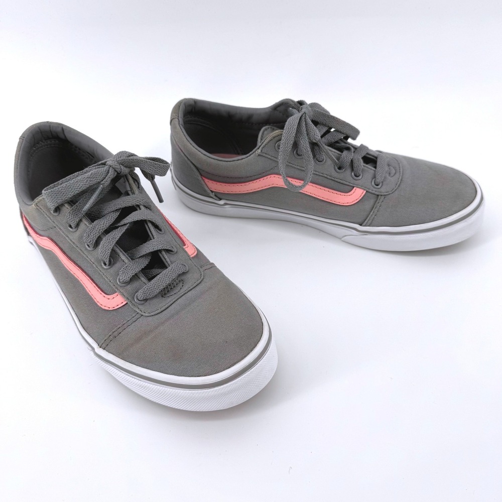 Vans Ward Low Top Sneakers Women Size 5.0 Grey‎ Pink Canvas Skate Shoes